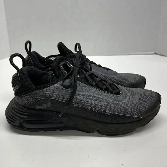 Nike Big Air Max 2090 Sneakers Shoes Black Anthracite Wolf Grey Kids Size 6 Y 6Y - Picture 2 of 10